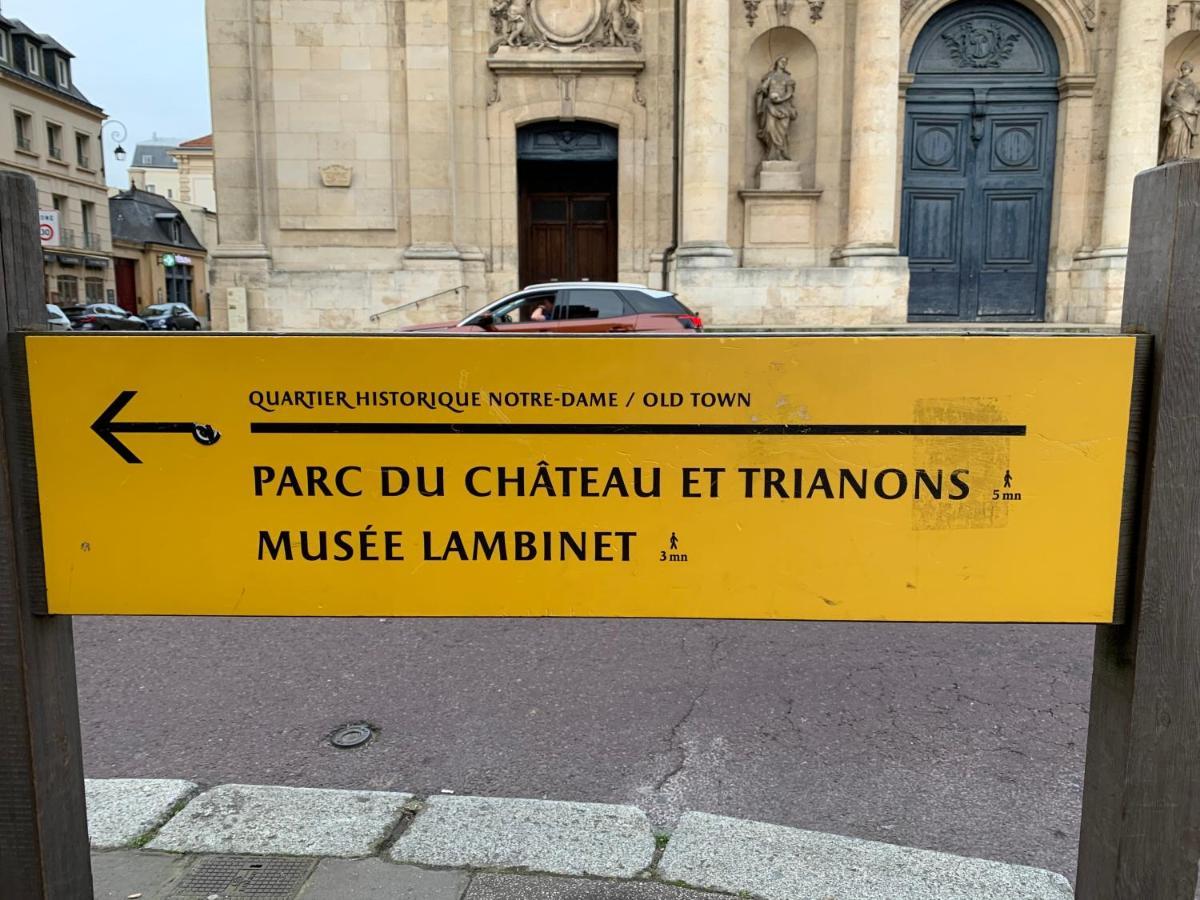 Appartement Versailles Quartier Notre Dame Au Pied Du Chateau Avec Parking Екстер'єр фото
